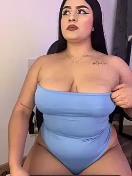 Snapshot of Kariina__69 chatting on June 17, 2026, 3:22 pm Kariina 69 online show from June 17, 2026, 3:22 pm