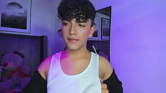 Niick Twink online show from October 20, 2025, 7:36 pm