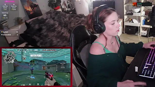 Horny Makima online show from September 18, 2025, 11:35 am