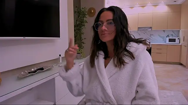 Snapshot of ValeriMilf chatting on October 26, 2025, 9:15 pm ValeriMilf online show from October 26, 2025, 9:15 pm