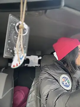 Snapshot of MeekyRich chatting on February 14, 2026, 3:40 am MeekyRich online show from February 14, 2026, 3:40 am