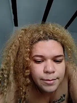 Snapshot of Monserratalexa chatting on February 25, 2026, 4:18 pm Monserratalexa online show from February 25, 2026, 4:18 pm