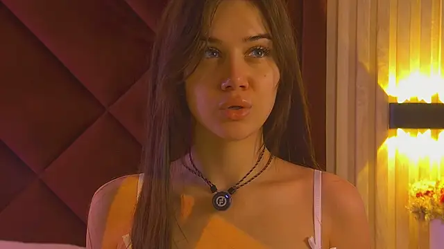 StacyHarland online show from October 17, 2025, 4:16 am