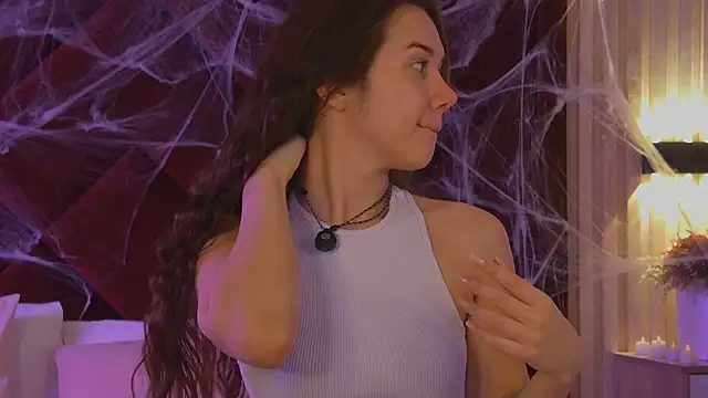 StacyHarland online show from October 27, 2025, 4:24 am