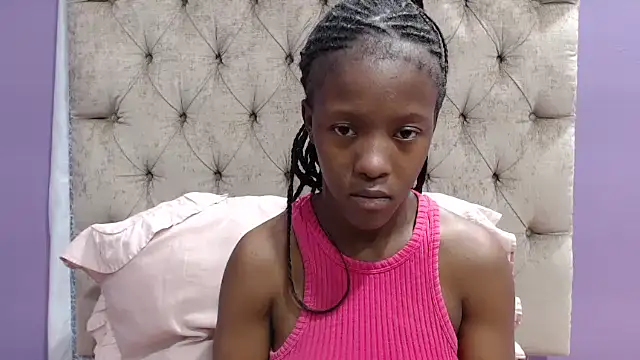 Snapshot of sexykea2002x chatting on October 25, 2025, 8:13 am sexykea2002x online show from October 25, 2025, 8:13 am