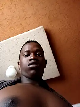 Snapshot of Thenaughtyboy360 chatting on February 25, 2026, 6:24 am Thenaughtyboy360 online show from February 25, 2026, 6:24 am