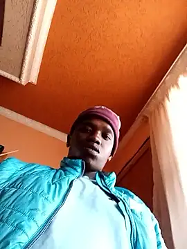 Snapshot of Thenaughtyboy360 chatting on March 12, 2026, 11:36 am Thenaughtyboy360 online show from March 12, 2026, 11:36 am