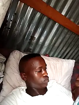 Snapshot of Thenaughtyboy360 chatting on January 18, 2026, 6:28 am Thenaughtyboy360 online show from January 18, 2026, 6:28 am