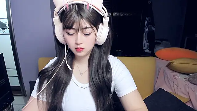 yuki3366 online show from February 19, 2026, 6:21 am