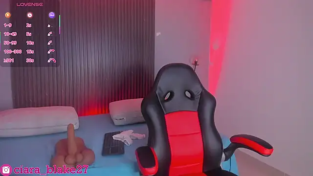 ciara blake online show from November 8, 2025, 7:50 pm