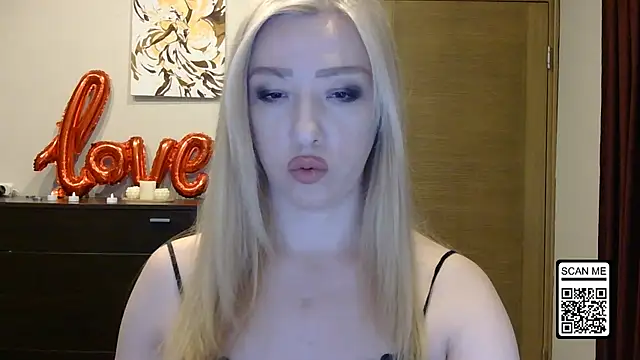 Wild Silk Desire online show from March 30, 2026, 5:25 pm