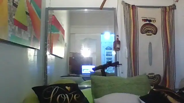 hotCOUPLEPETRA online show from February 17, 2026, 6:33 am