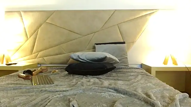 amanda ramirez online show from February 11, 2026, 9:58 pm