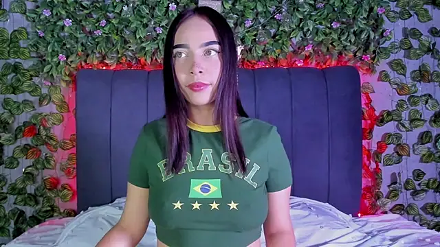 evelin 33 online show from October 21, 2025, 12:43 am