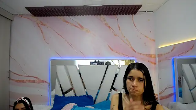 amimersh18 online show from January 9, 2026, 5:36 am