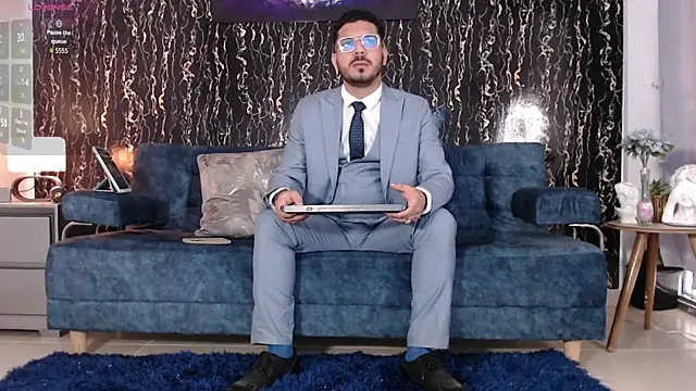 Snapshot of samuelcoopeer chatting on November 1, 2025, 12:32 pm samuelcoopeer online show from November 1, 2025, 12:32 pm