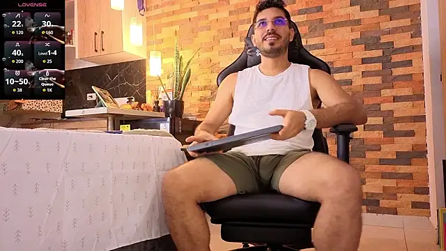 Snapshot of samuelcoopeer chatting on March 3, 2026, 5:42 pm samuelcoopeer online show from March 3, 2026, 5:42 pm