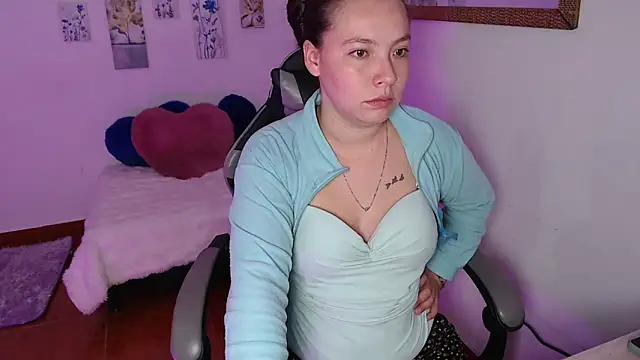 mariaana  222 online show from March 2, 2026, 4:46 am