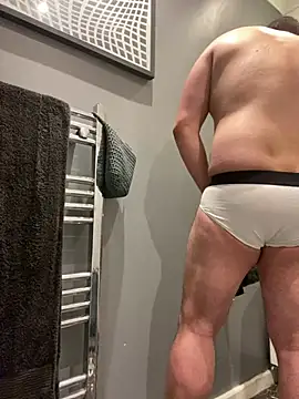 CloudyMuscleBeefy online show from March 30, 2026, 7:26 pm