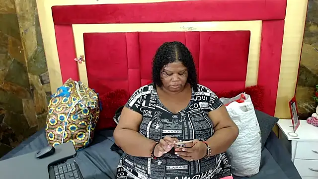 Exoticbigmandy online show from April 4, 2026, 2:01 pm