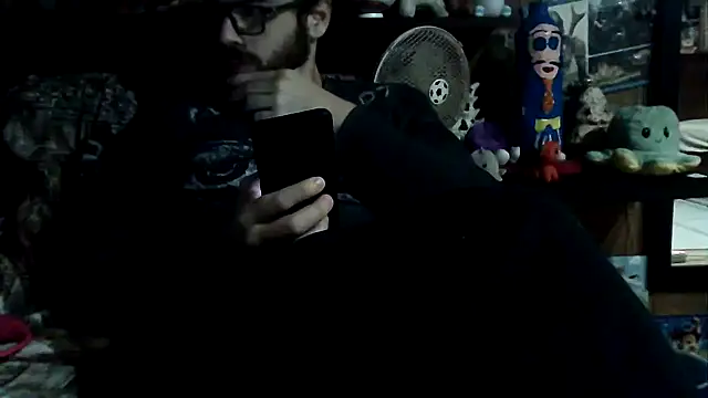 Snapshot of Angelsordemons6 chatting on January 5, 2026, 8:23 pm Angelsordemons6 online show from January 5, 2026, 8:23 pm