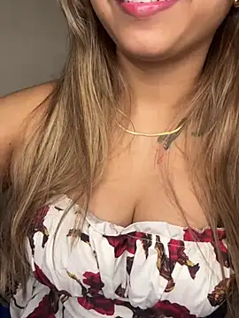 Scarlett 1819 online show from July 29, 2026, 7:46 pm