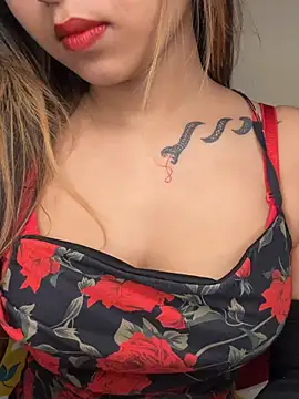 Scarlett 1819 online show from April 8, 2026, 5:03 pm