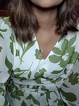 Snapshot of Isha_Sax chatting on February 11, 2026, 4:29 pm Isha Sax online show from February 11, 2026, 4:29 pm