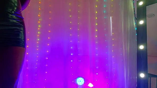 Dakota Rainbow22 online show from March 27, 2026, 7:15 pm