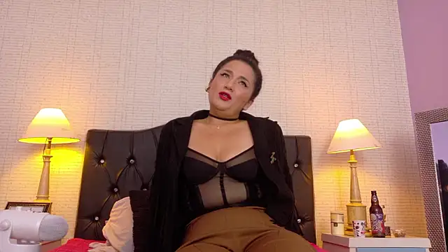 Dakota Rainbow22 online show from January 15, 2026, 7:39 pm