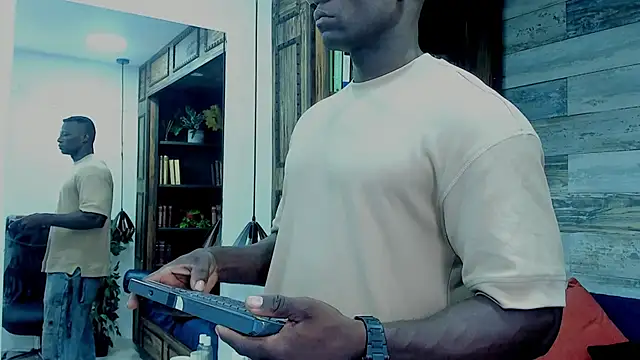 MarcusBlack  online show from November 29, 2025, 11:43 am