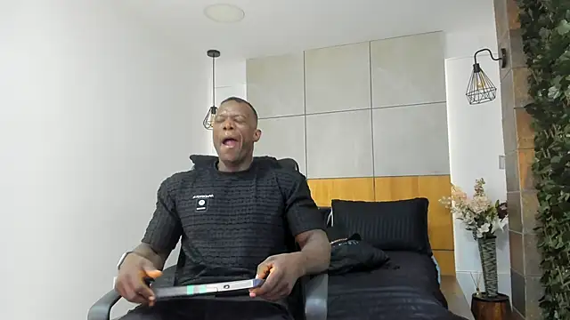 MarcusBlack  online show from February 27, 2026, 12:05 pm