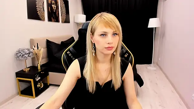 LindaSandy 1 online show from November 7, 2025, 9:36 am