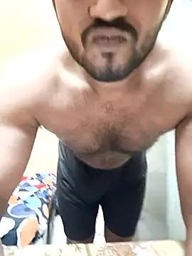 Snapshot of m_king1907 chatting on October 14, 2025, 9:15 pm m king1907 online show from October 14, 2025, 9:15 pm