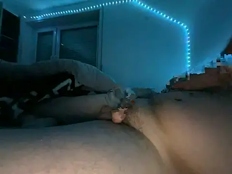 Me97 online show from November 3, 2025, 11:08 pm