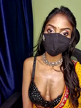 Snapshot of Riya_R24 chatting on May 23, 2026, 4:39 pm Riya R24 online show from May 23, 2026, 4:39 pm