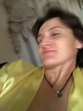 NikaSwan2831 online show from October 12, 2025, 6:37 am