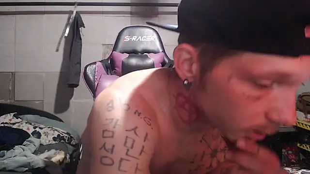 mastertrap online show from December 2, 2025, 6:20 pm