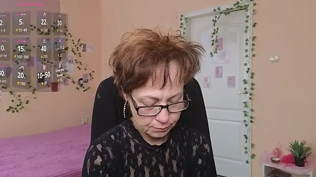 Snapshot of Ronda_Roni chatting on February 3, 2026, 6:22 am Ronda Roni online show from February 3, 2026, 6:22 am