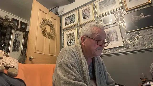 poggles online show from February 22, 2026, 9:27 pm