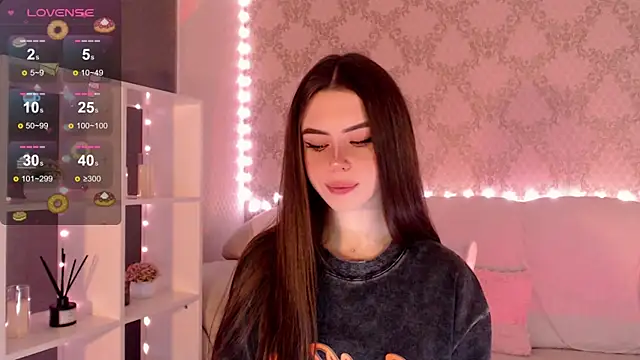 HolyMiax online show from September 26, 2025, 3:46 am