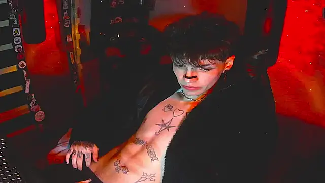 prince x dark online show from November 24, 2025, 9:42 am