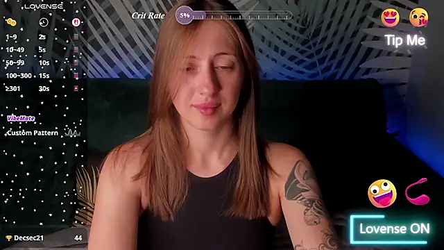 ChristyCrayme online show from July 8, 2026, 9:48 pm