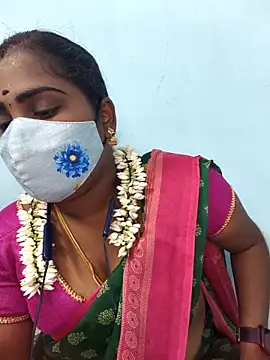 Snapshot of Tamil_riyalini12 chatting on February 12, 2026, 12:38 pm Tamil riyalini12 online show from February 12, 2026, 12:38 pm