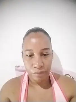 Snapshot of EbonyHorrny chatting on December 21, 2025, 2:08 pm EbonyHorrny online show from December 21, 2025, 2:08 pm