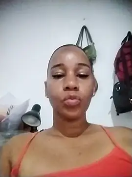 Snapshot of EbonyHorrny chatting on December 14, 2025, 2:55 pm EbonyHorrny online show from December 14, 2025, 2:55 pm