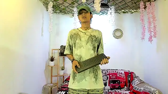 Snapshot of Bastian_boyshot77 chatting on February 19, 2026, 7:11 pm Bastian boyshot77 online show from February 19, 2026, 7:11 pm