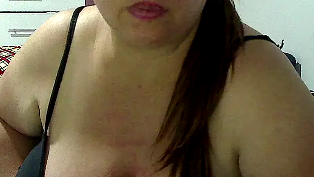 luciana69hot online show from February 10, 2026, 10:09 pm