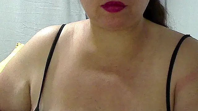 luciana69hot online show from October 29, 2025, 4:06 pm