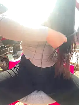 Snapshot of chenyu0308 chatting on December 19, 2025, 3:32 am chenyu0308 online show from December 19, 2025, 3:32 am